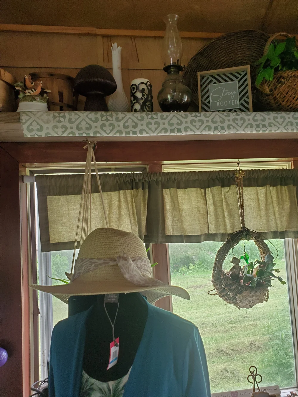Vince Camuto Beige Straw Fedora with Leopard Print Band